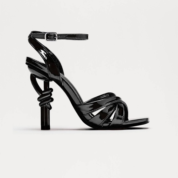 Fashion Nova Black Patent Leather Heels - Picture 3 of 7